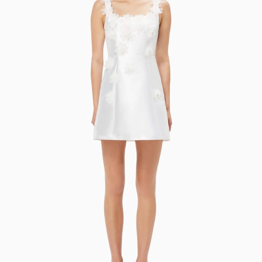 Elliatt Elder White Floral Mini Dress